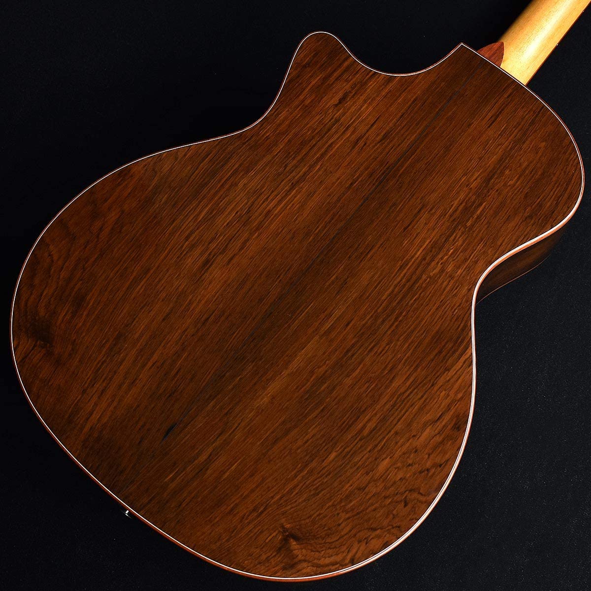 ブラジリアンローズウッド（ハカランダ）とは − 最高級のギター用木材 